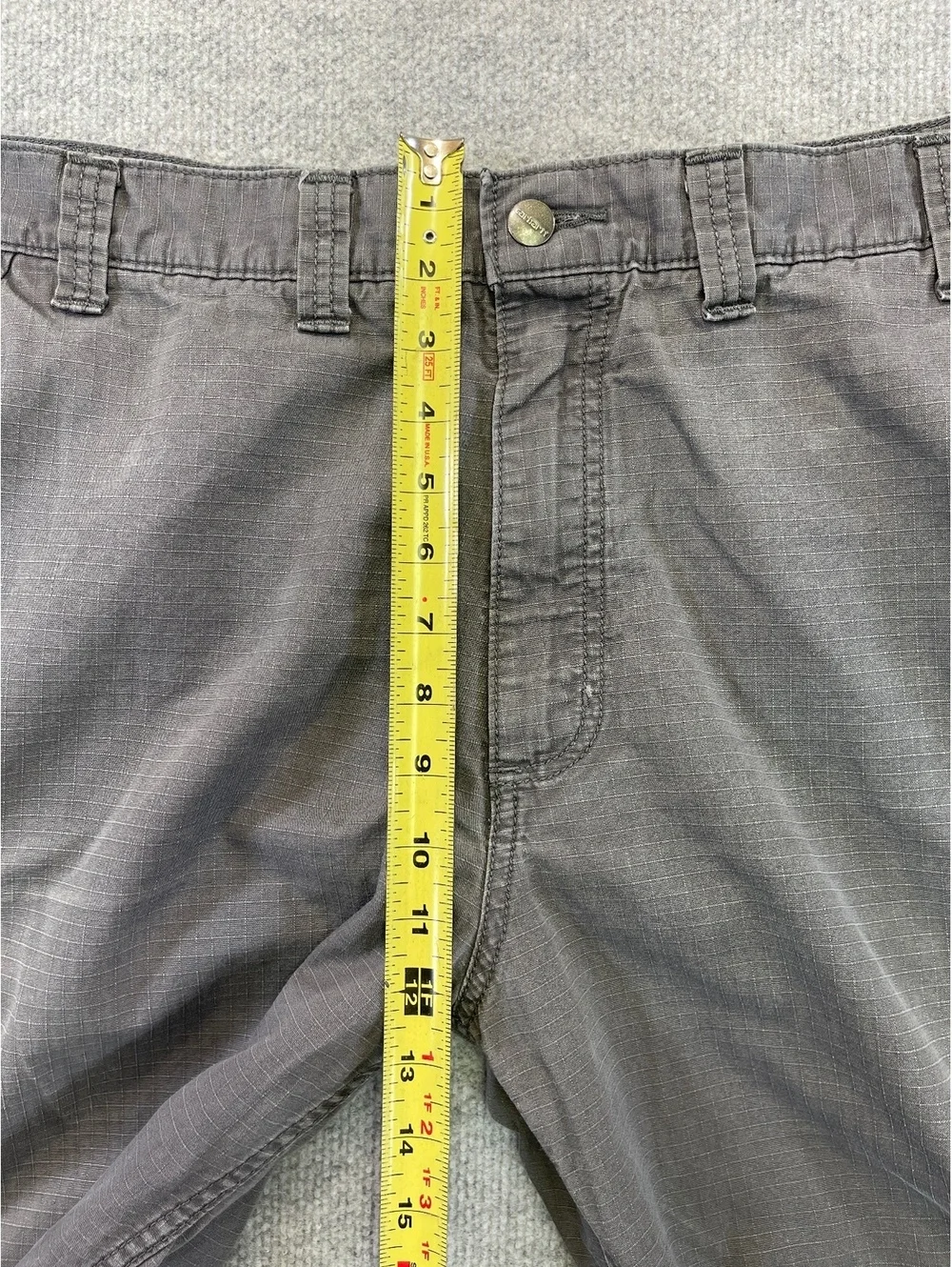 Carhartt size 44x32